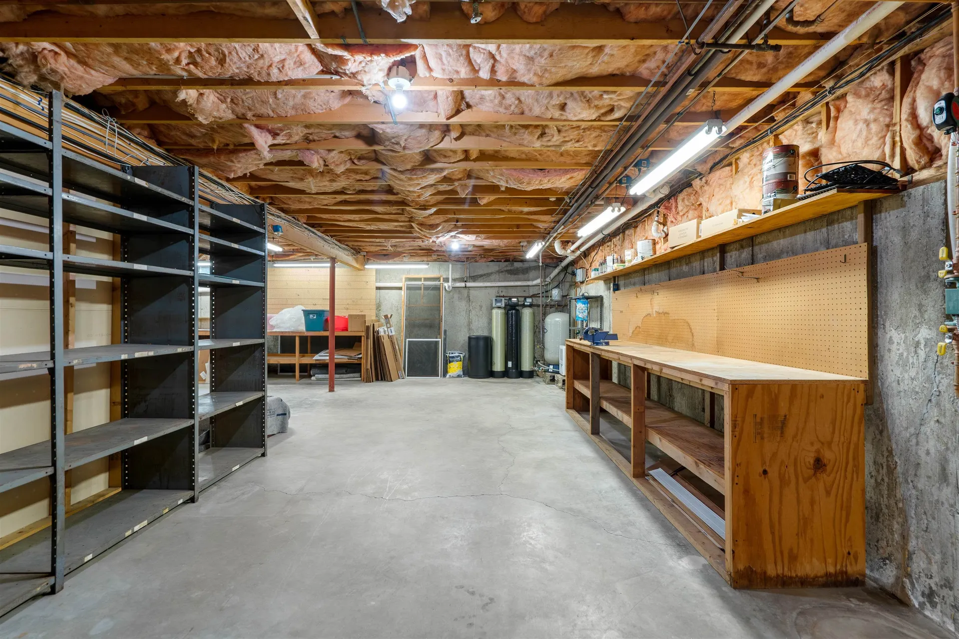 44 Brickyard Drive Litchfield NH 03052
