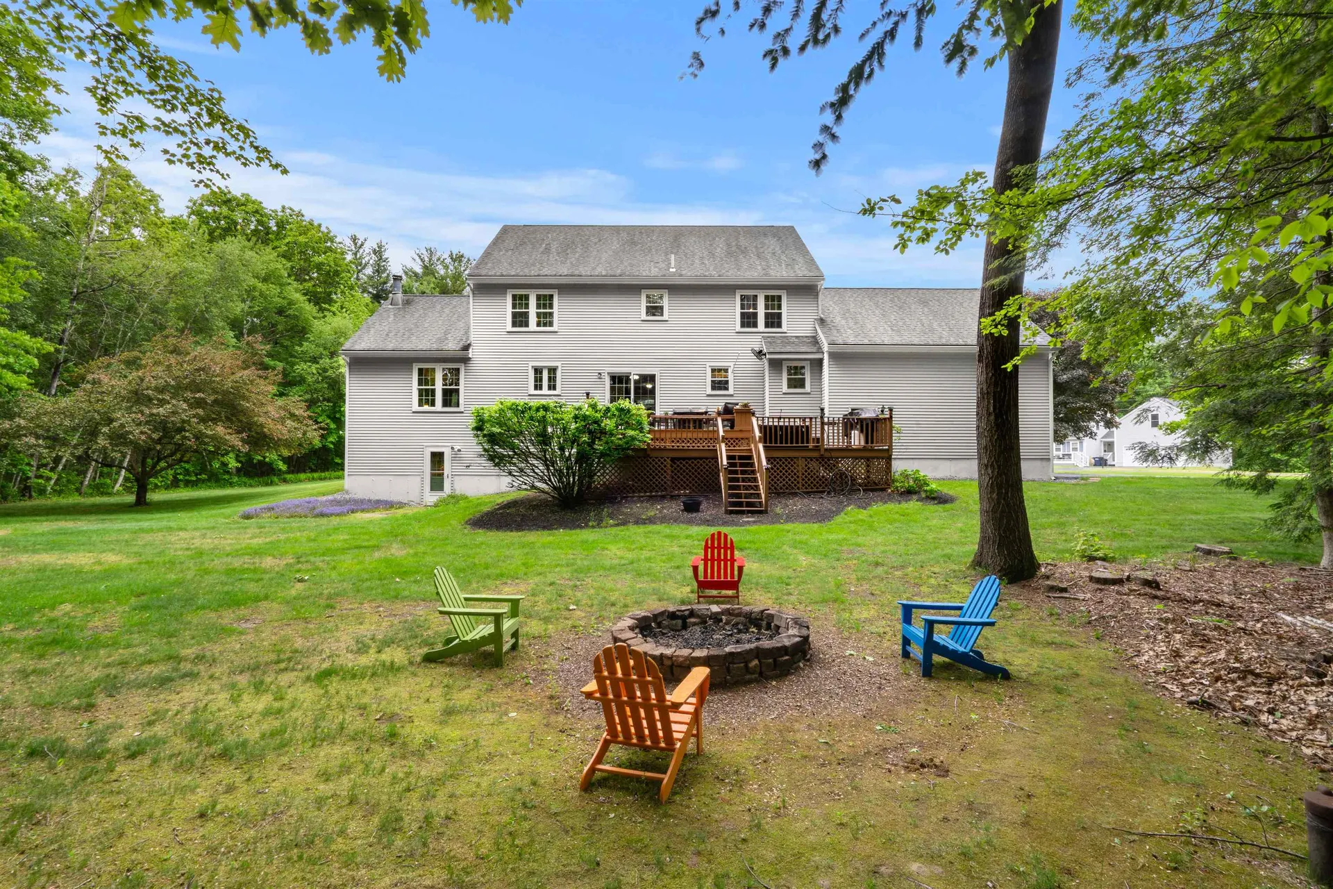 44 Brickyard Drive Litchfield NH 03052