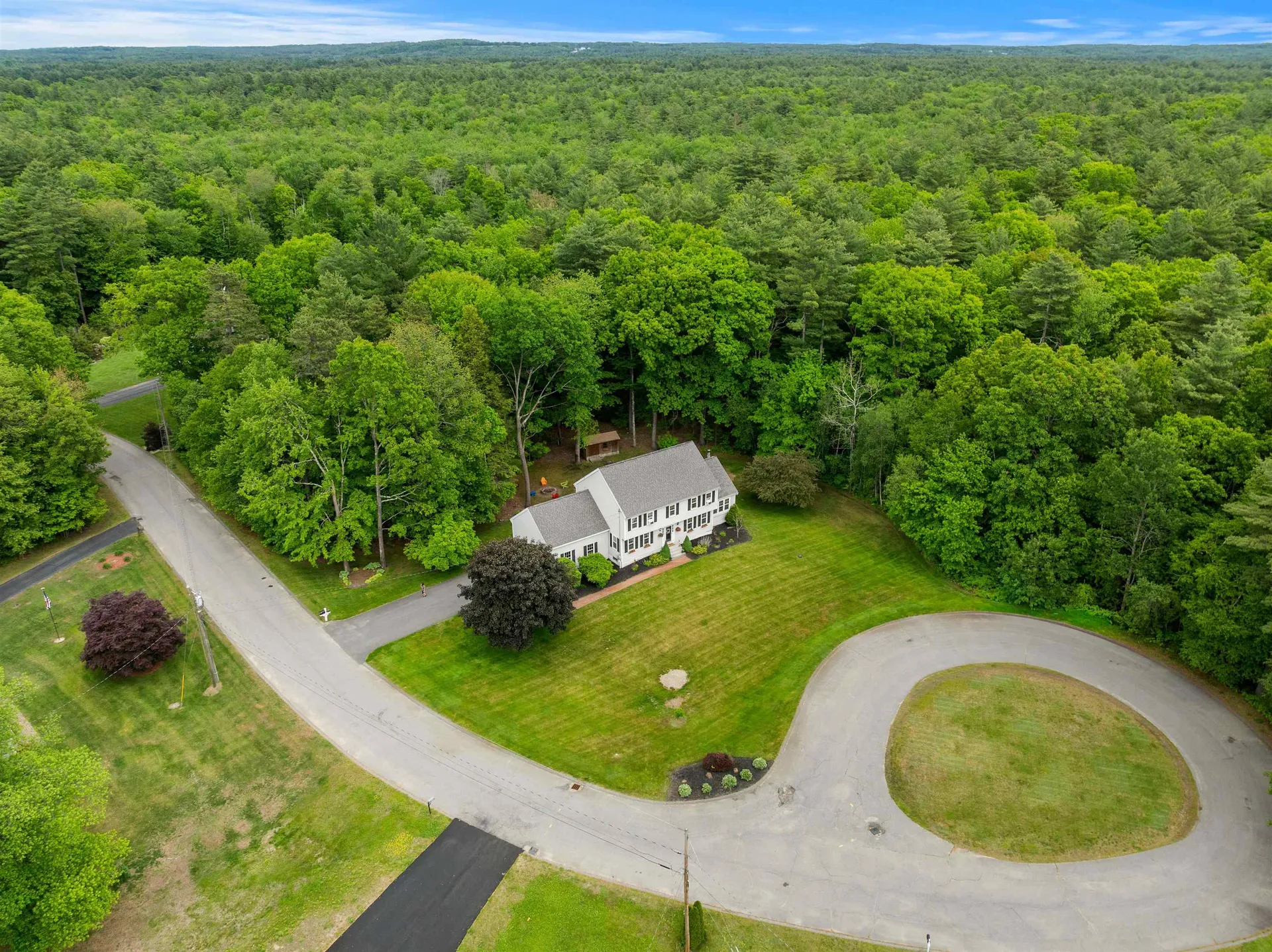 44 Brickyard Drive Litchfield NH 03052