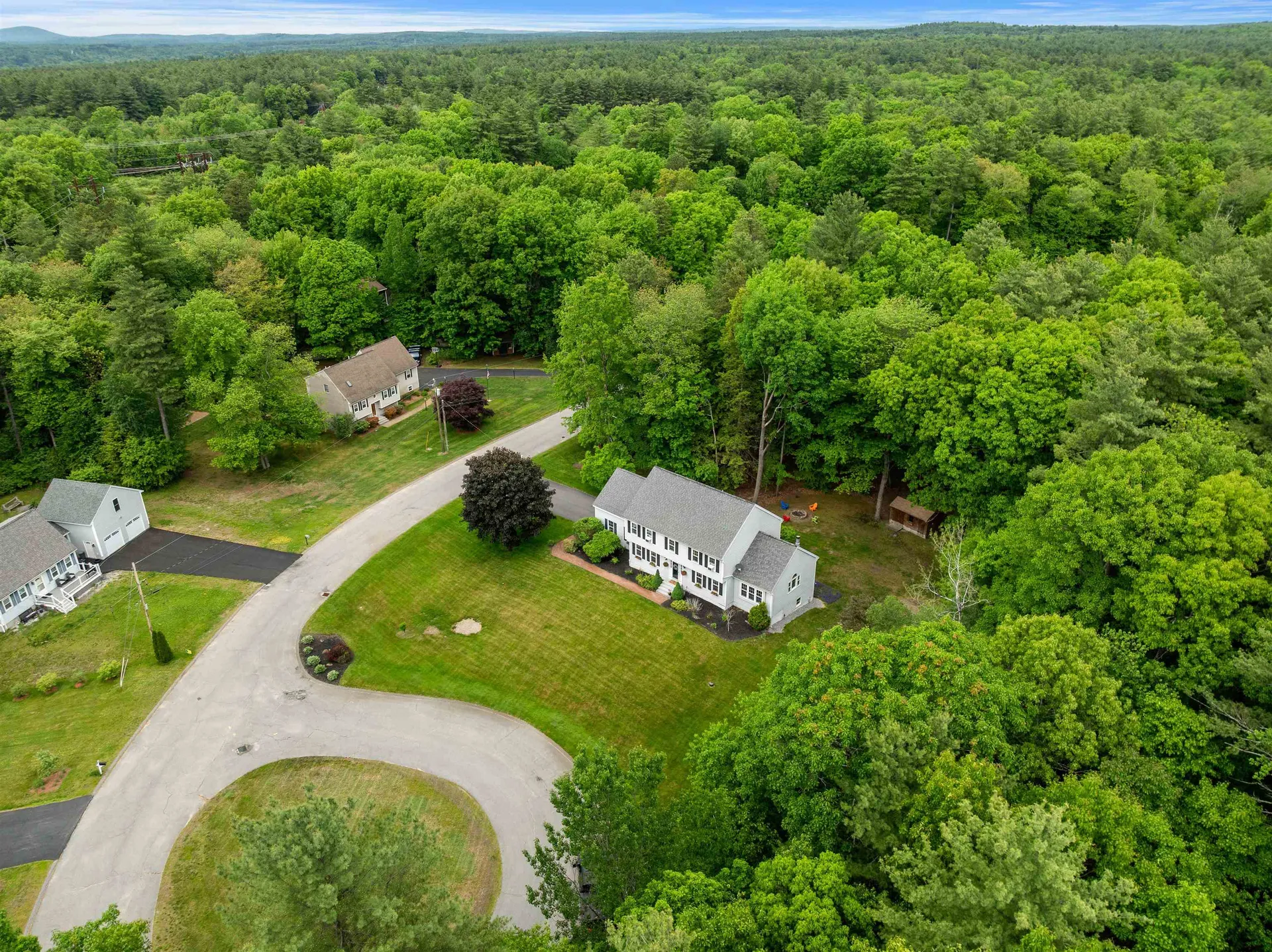 44 Brickyard Drive Litchfield NH 03052