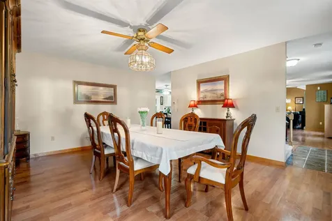 44 Brickyard Drive Litchfield NH 03052