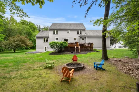44 Brickyard Drive Litchfield NH 03052
