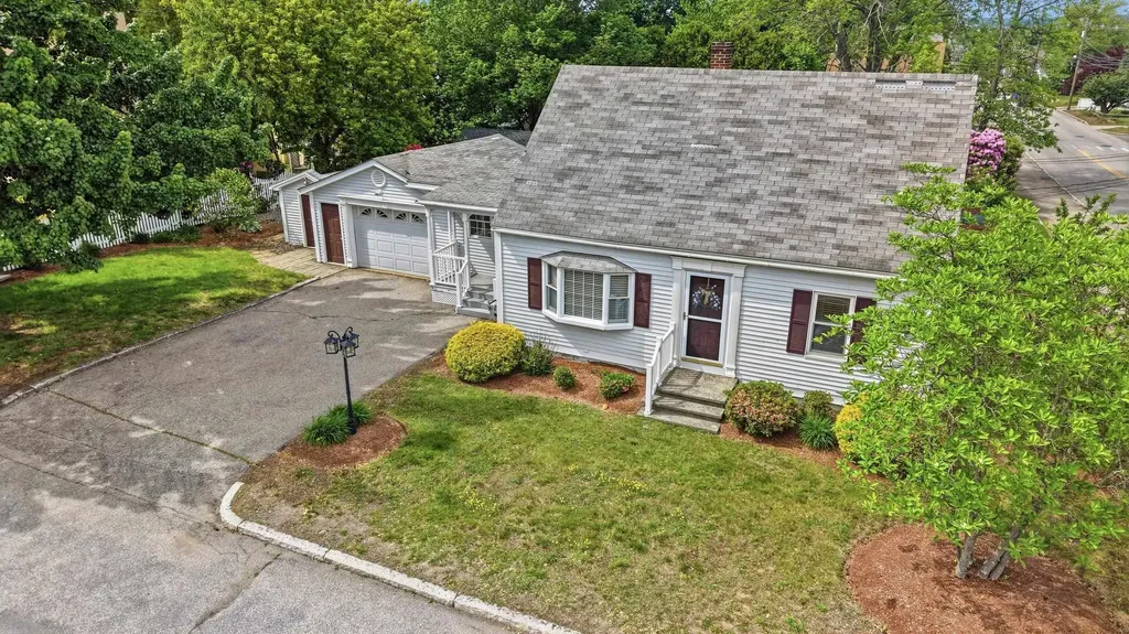 220 Norfolk Street Manchester NH 03103