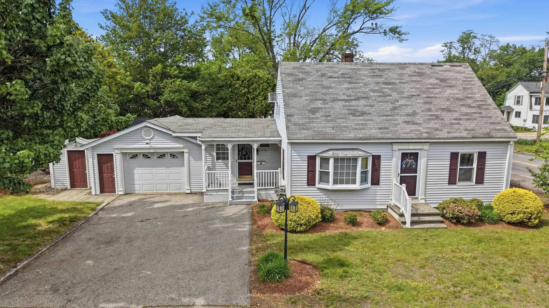 220 Norfolk Street Manchester NH 03103