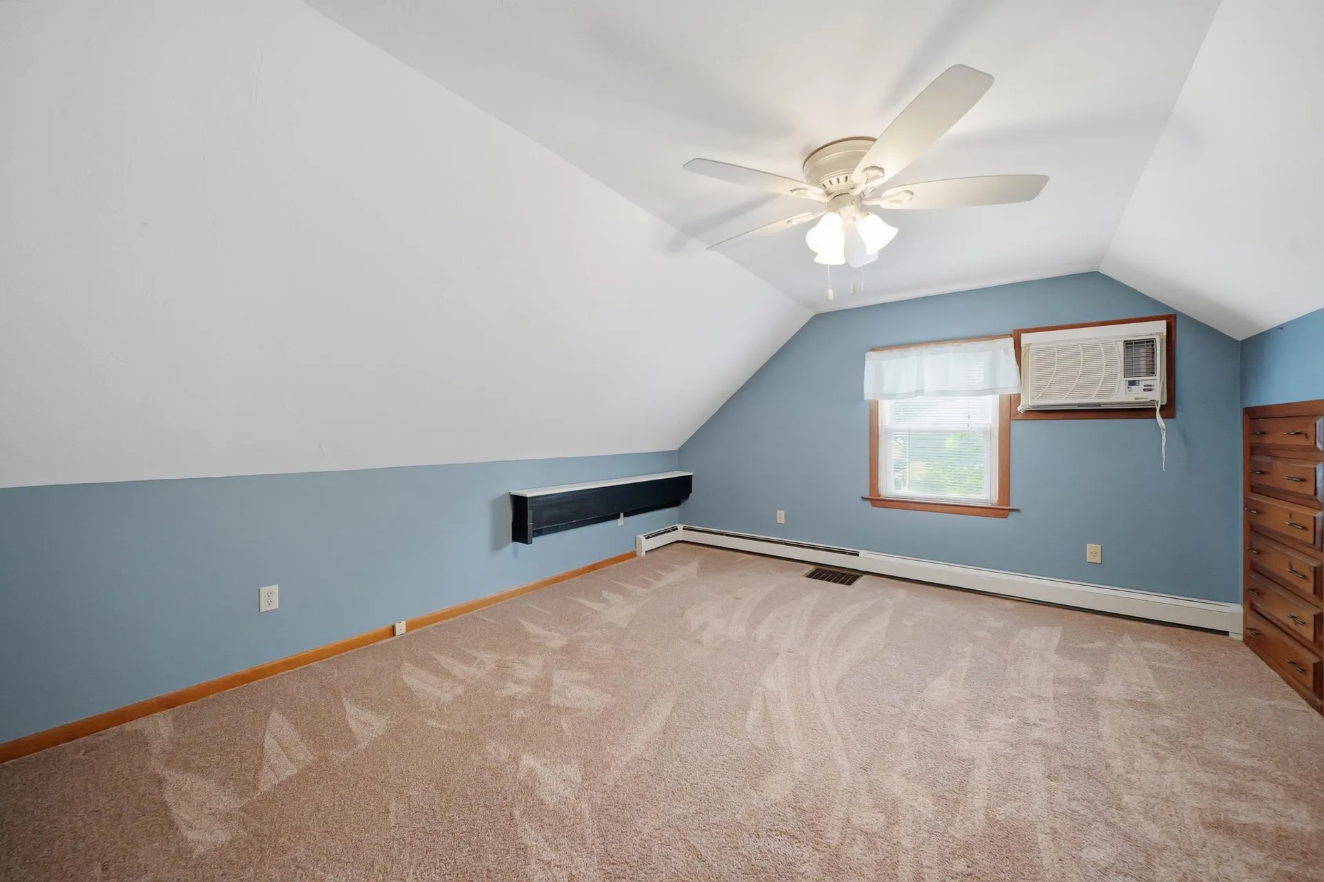 220 Norfolk Street Manchester NH 03103