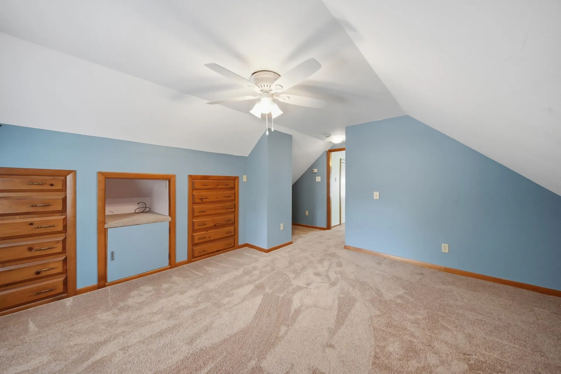 220 Norfolk Street Manchester NH 03103
