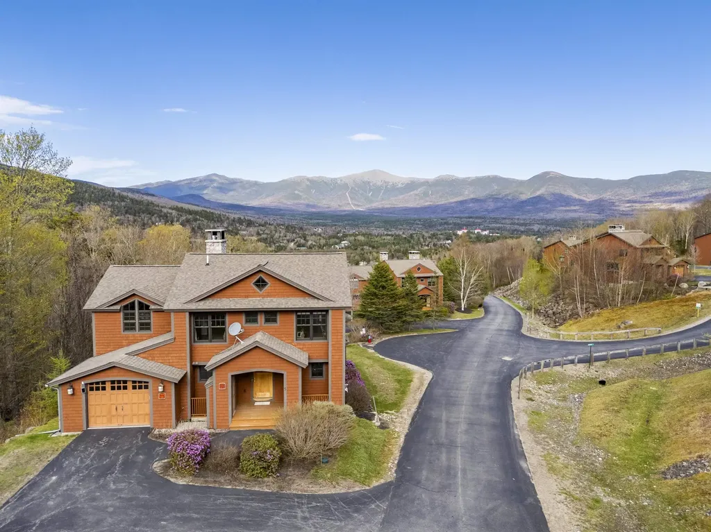 416 Crawford Ridge Road Carroll NH 03575