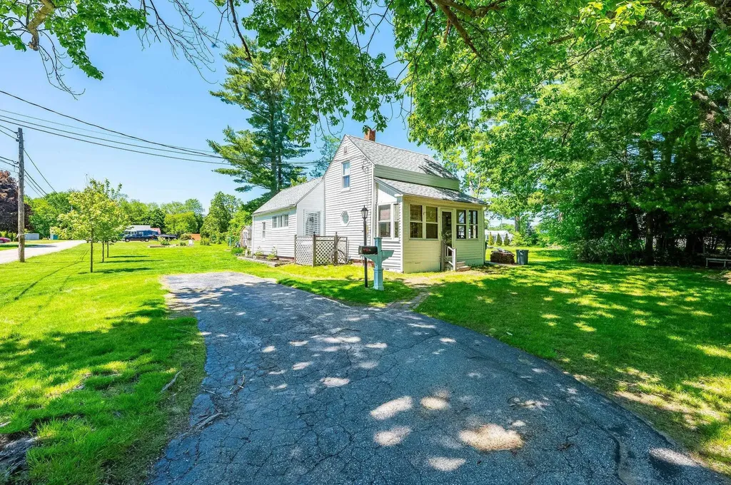 1 Stewart Court Rochester NH 03867