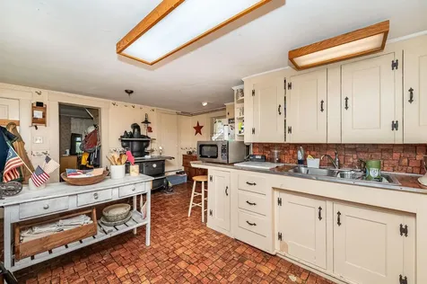 1 Stewart Court Rochester NH 03867