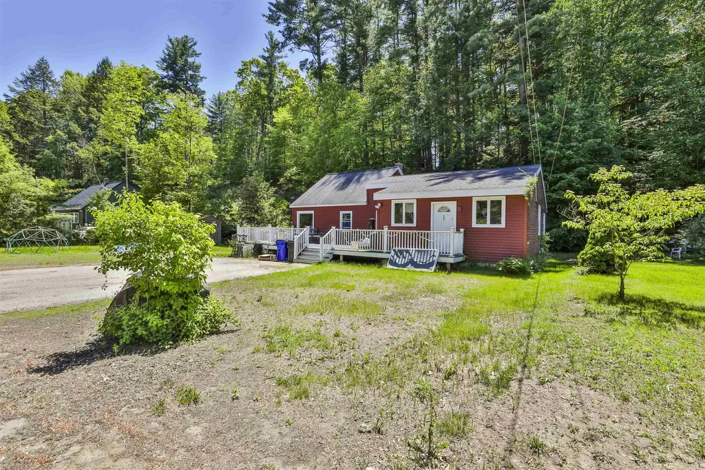 121 Moose Club Park Road Goffstown NH 03045