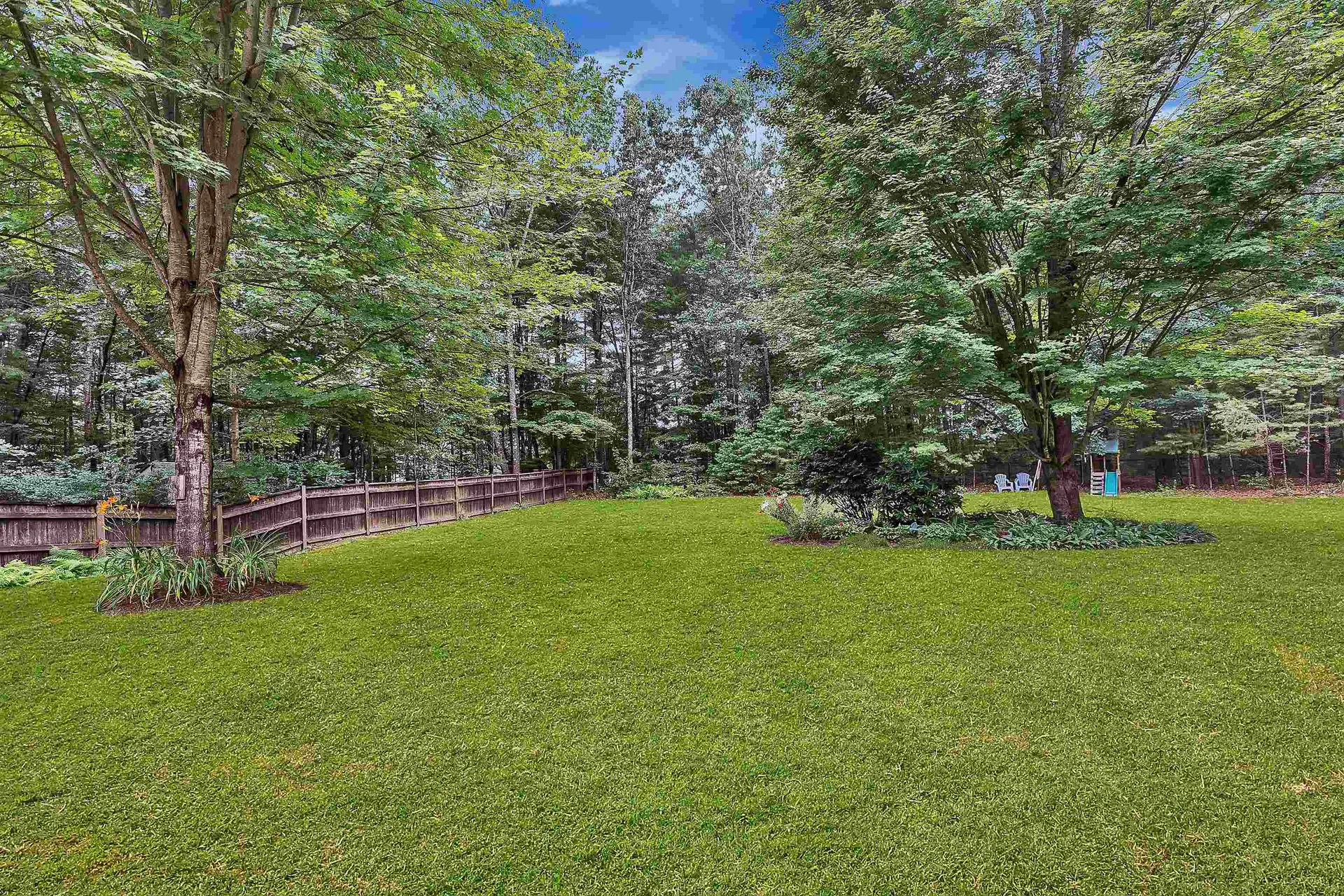 5 Captain Danforth Lane Amherst NH 03031