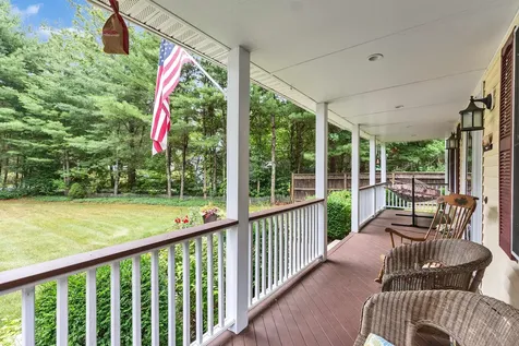 5 Captain Danforth Lane Amherst NH 03031