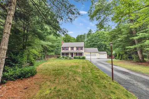 5 Captain Danforth Lane Amherst NH 03031