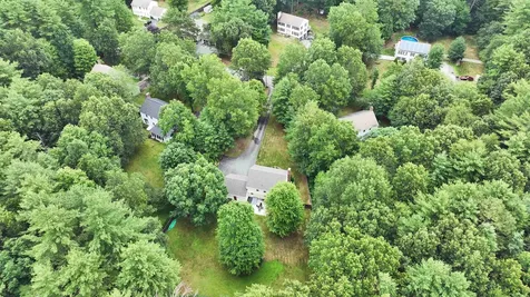 5 Captain Danforth Lane Amherst NH 03031