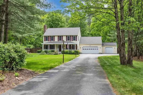 5 Captain Danforth Lane Amherst NH 03031