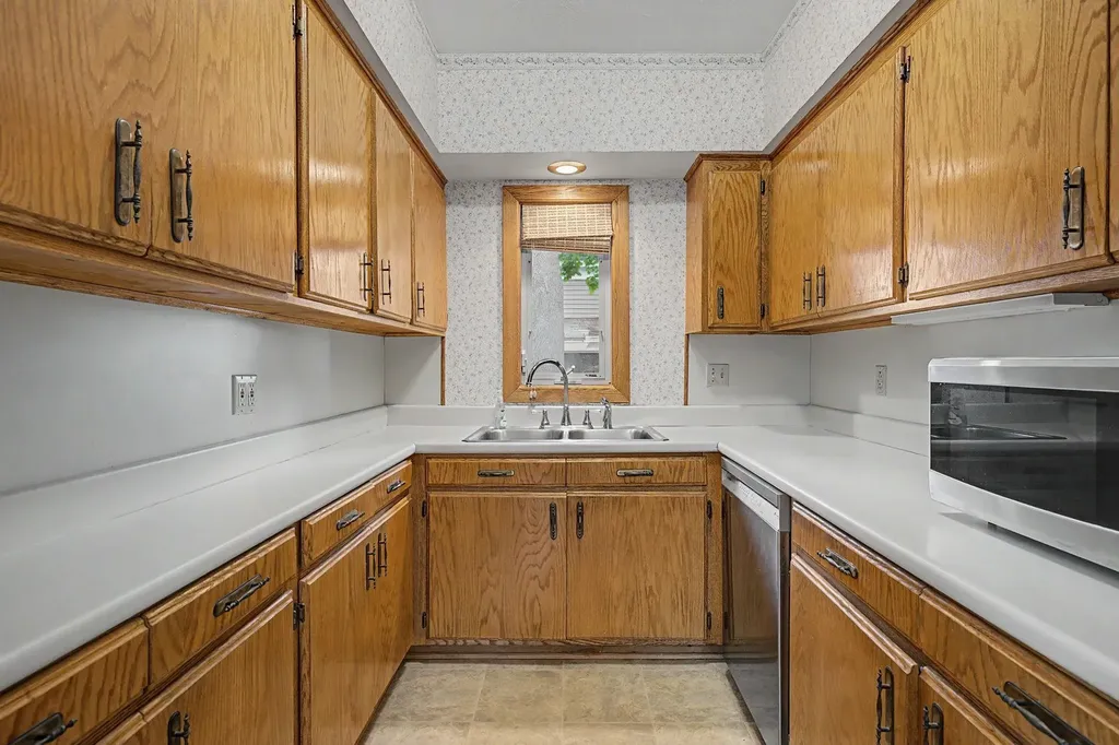 326 Walnut Street Manchester NH 03104