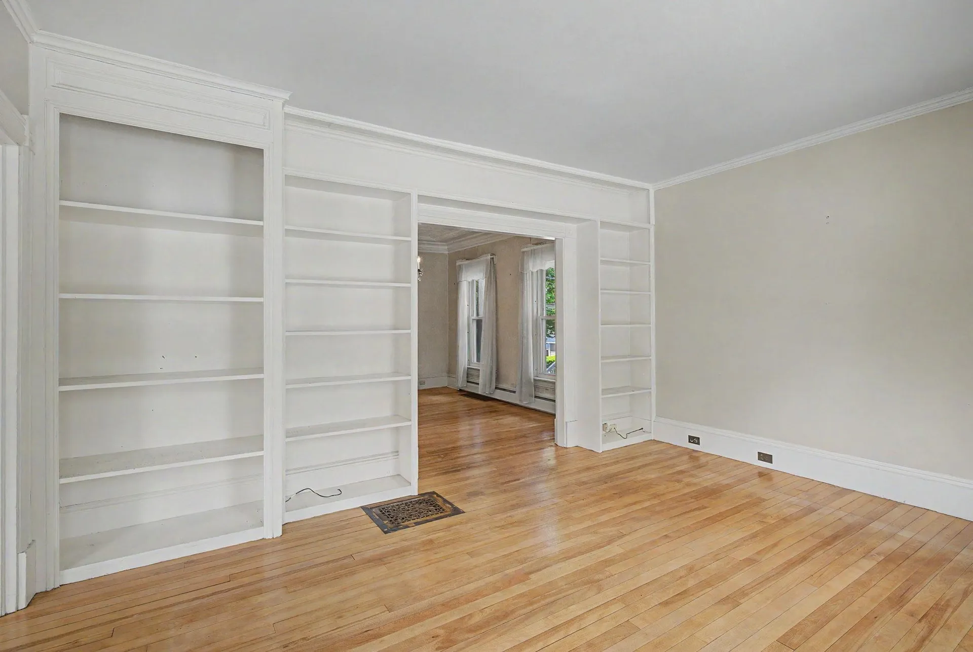 326 Walnut Street Manchester NH 03104