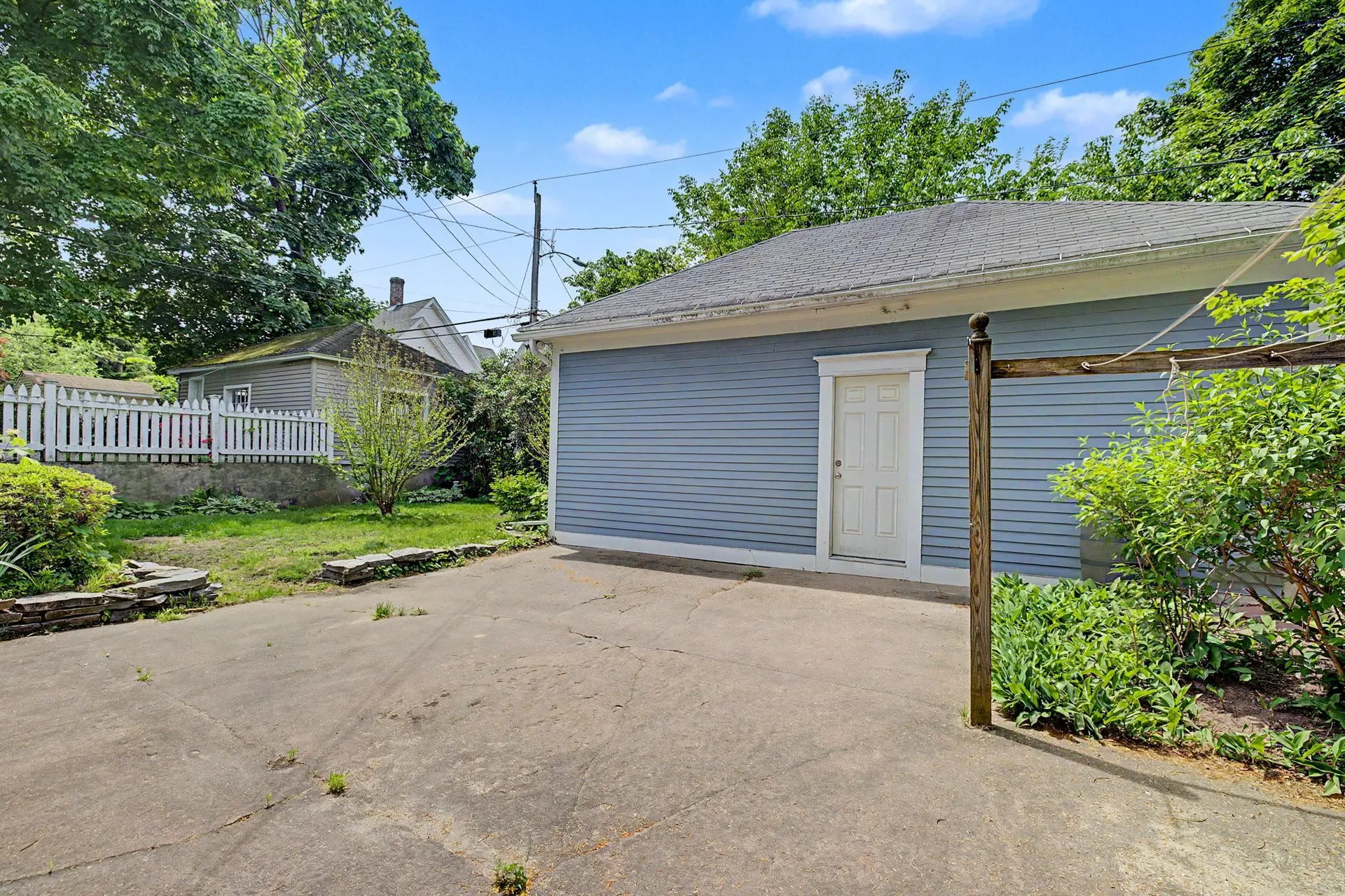 326 Walnut Street Manchester NH 03104
