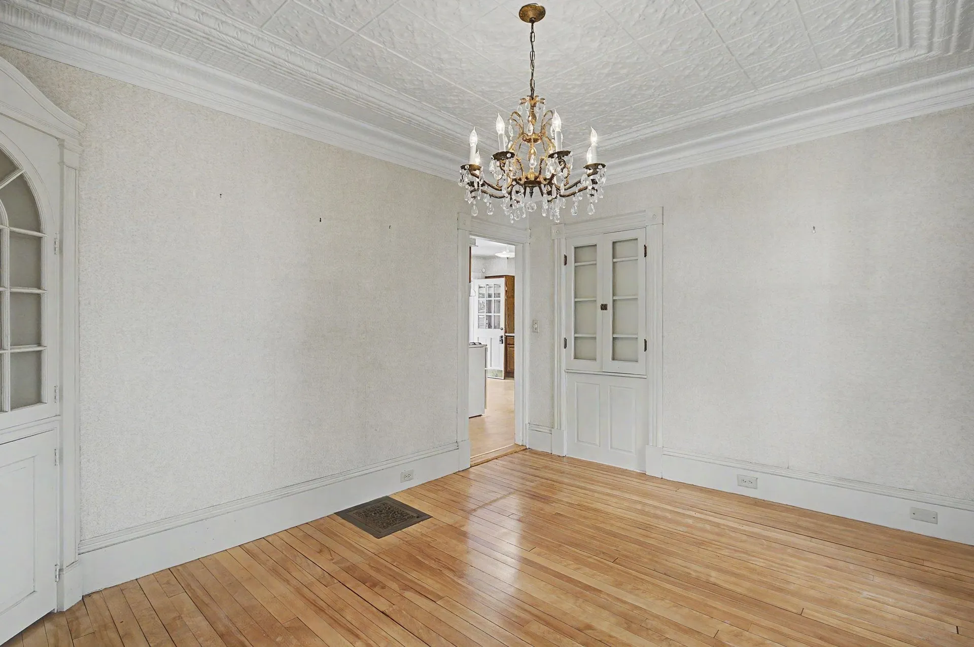 326 Walnut Street Manchester NH 03104