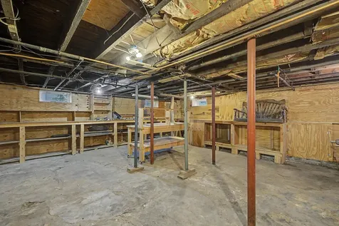 326 Walnut Street Manchester NH 03104