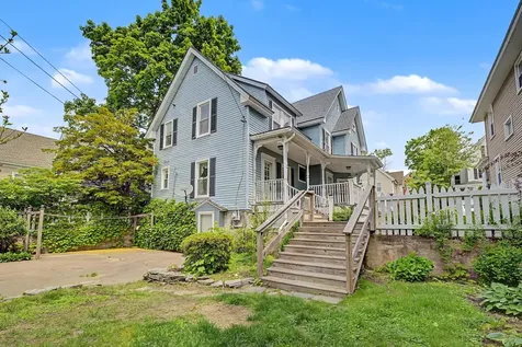 326 Walnut Street Manchester NH 03104