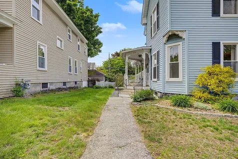 326 Walnut Street Manchester NH 03104