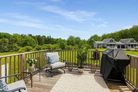 3 Henderson Way Greenland NH 03840