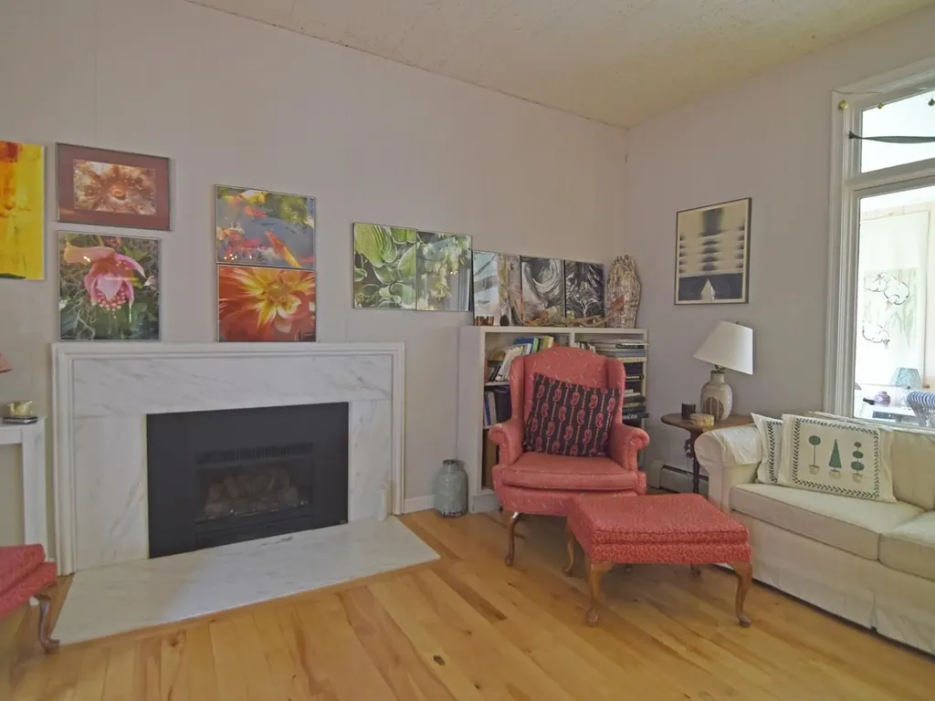 33 Summit Ridge Burlington VT 05401