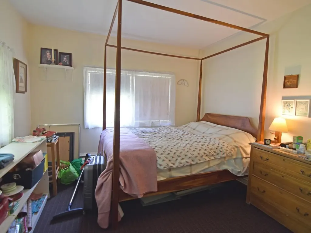 33 Summit Ridge Burlington VT 05401