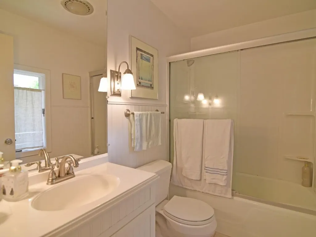 33 Summit Ridge Burlington VT 05401