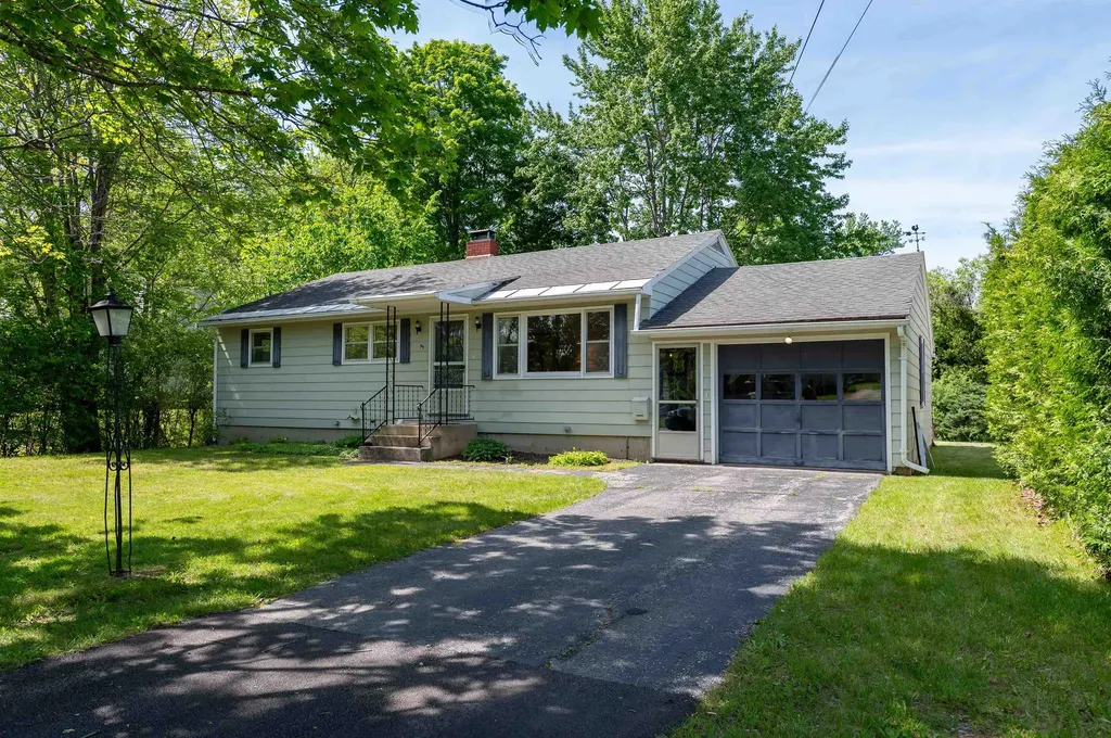 99 Jackson Avenue Rutland City VT 05701