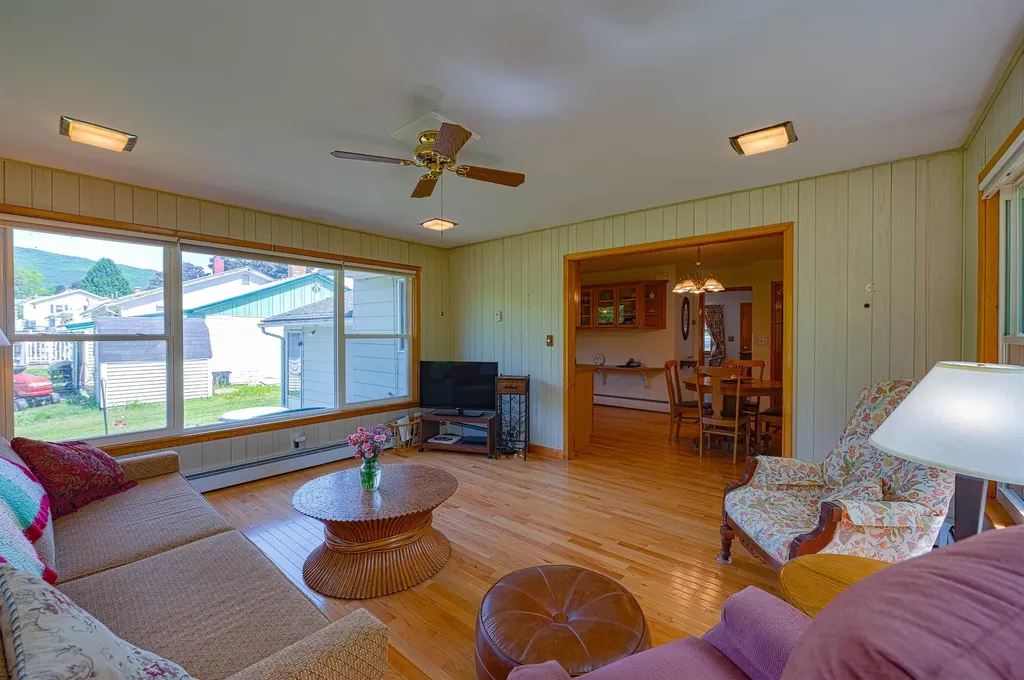 99 Jackson Avenue Rutland City VT 05701