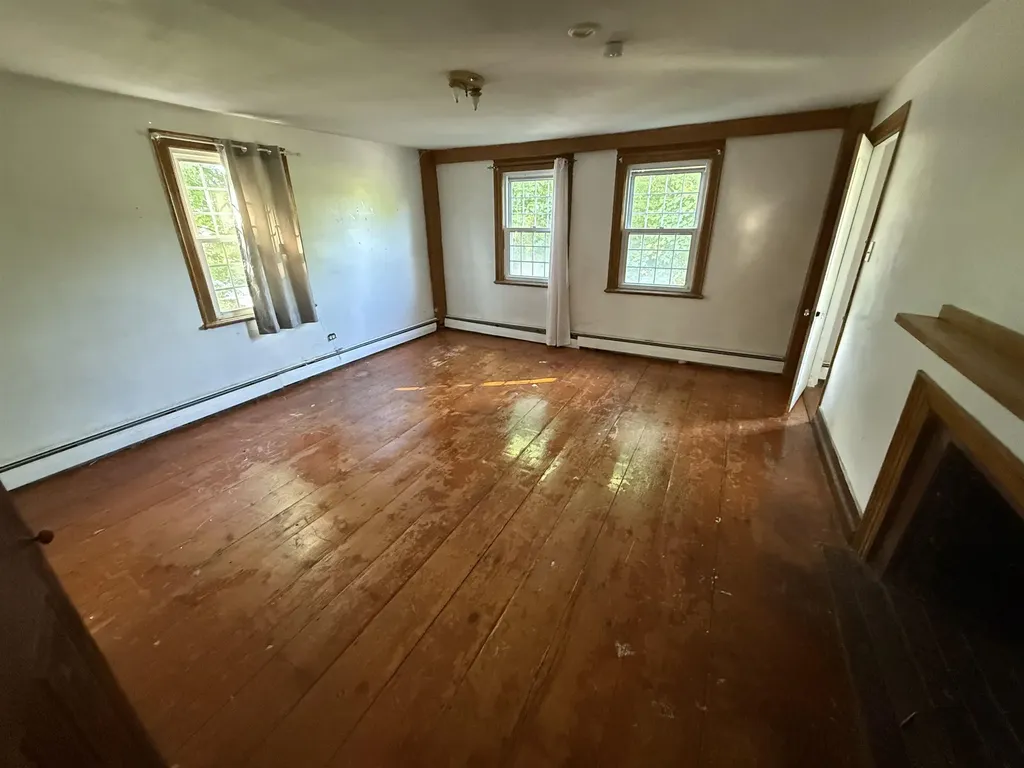 55 Chester Street Chester NH 03036