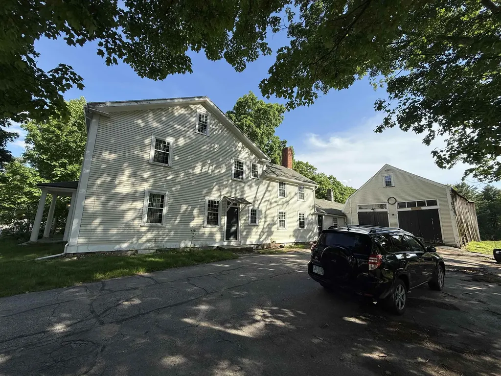 55 Chester Street Chester NH 03036