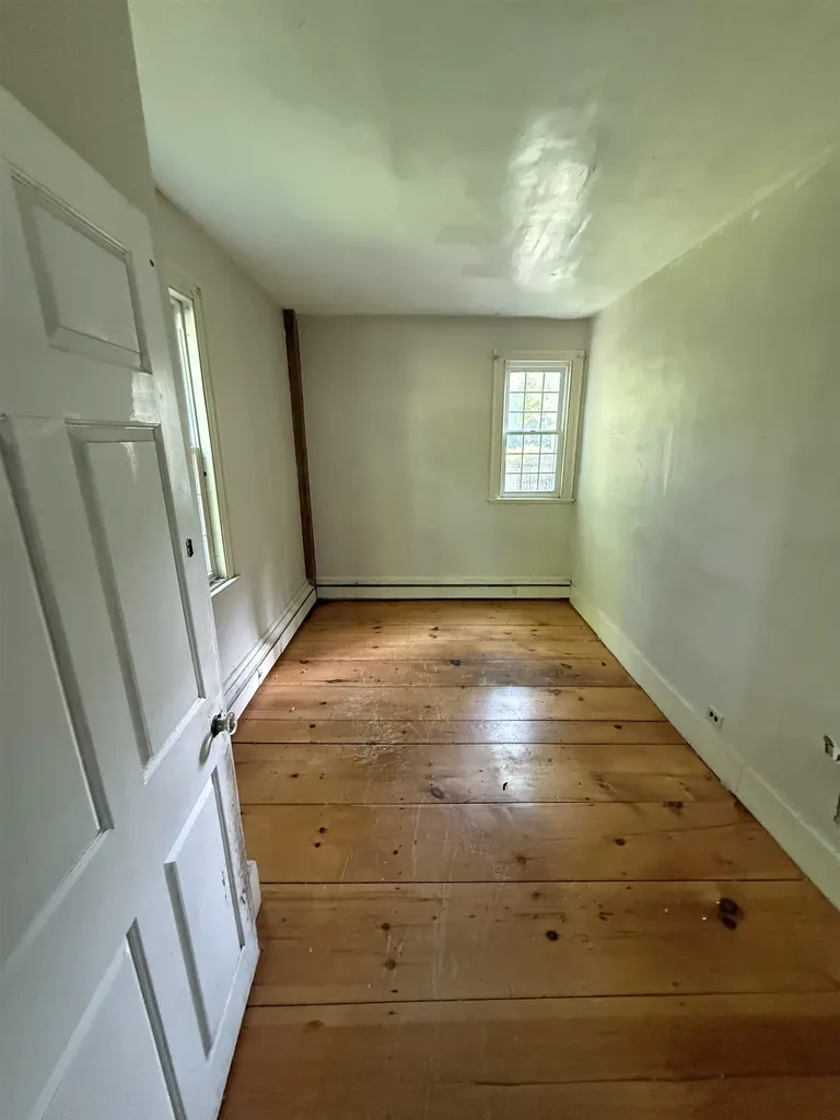 55 Chester Street Chester NH 03036
