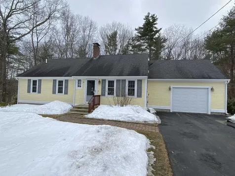 30 Riverbend Road Newmarket NH 03857