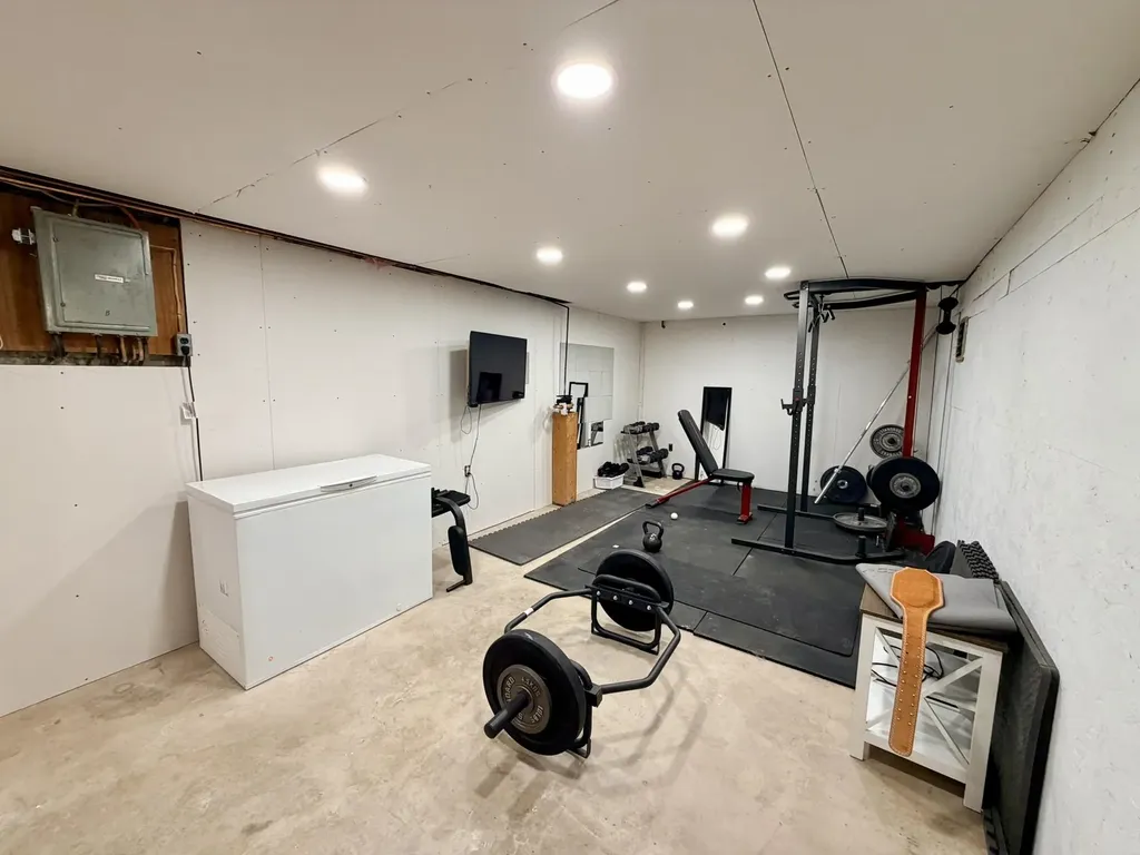 13 Scottsdale Road Newport City VT 05855