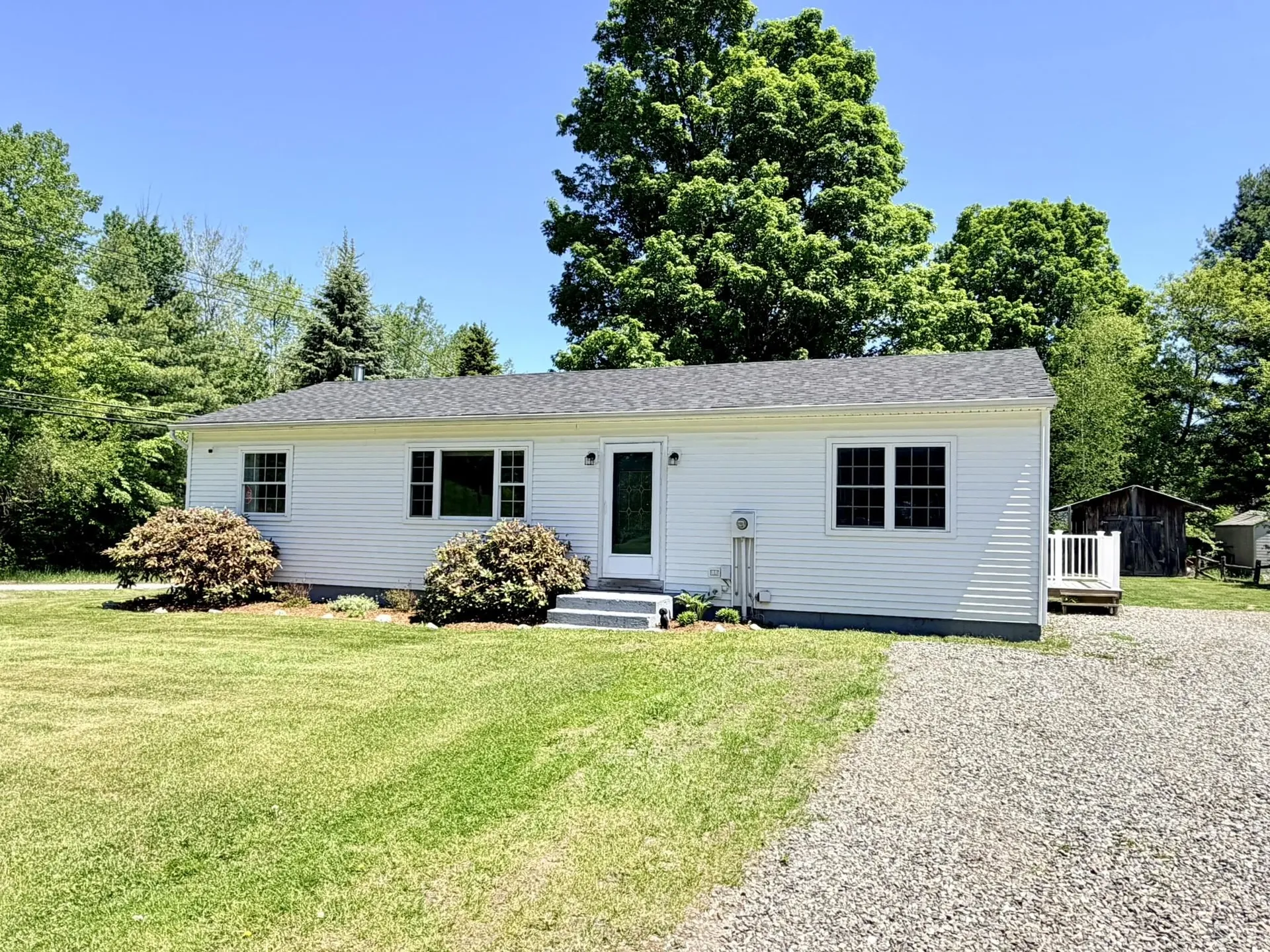13 Scottsdale Road Newport City VT 05855