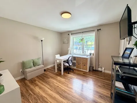 13 Scottsdale Road Newport City VT 05855