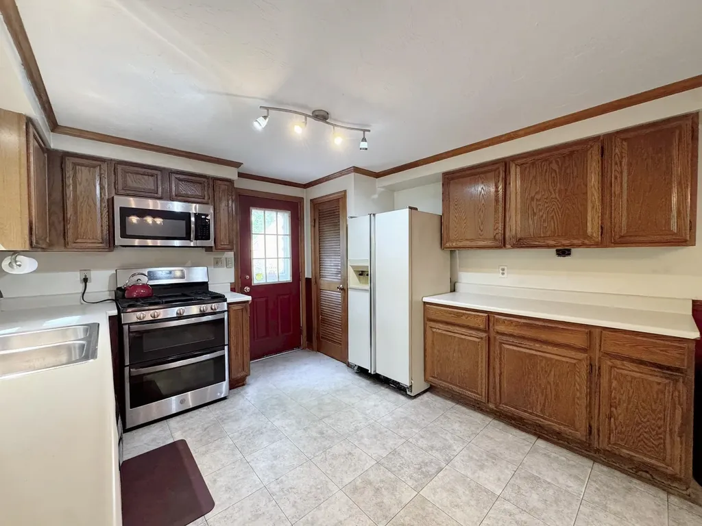 157 Little Tooky Road Hopkinton NH 03229