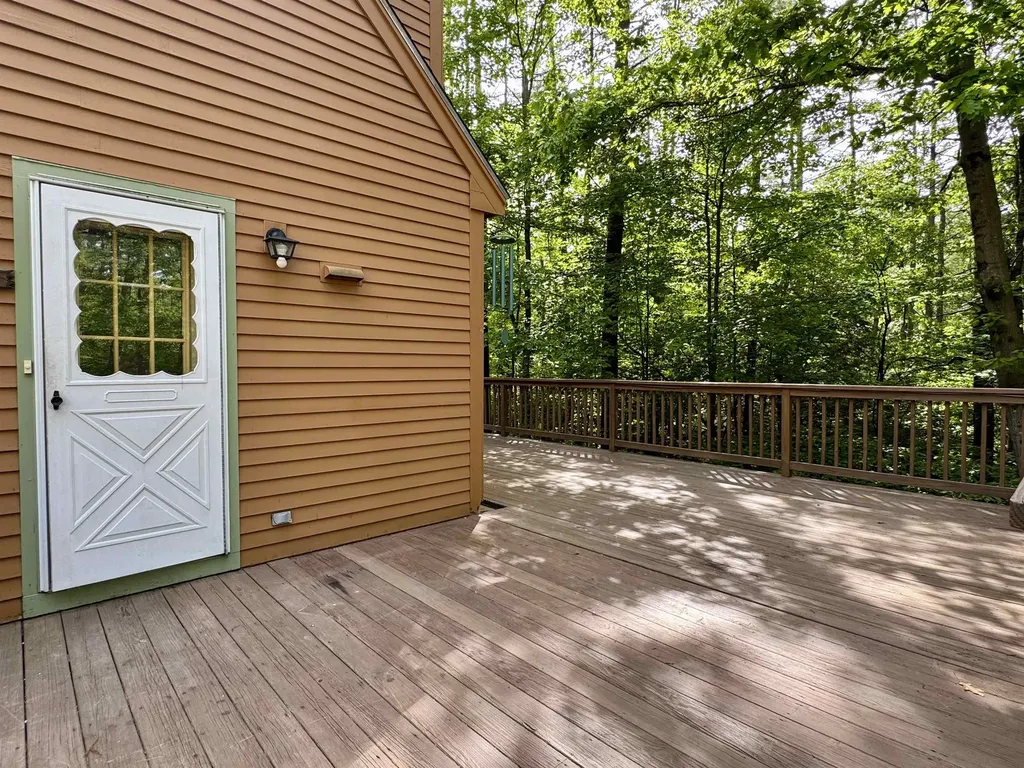 157 Little Tooky Road Hopkinton NH 03229