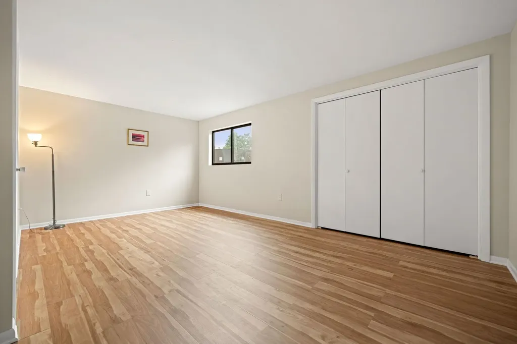 52 Spring Cove Road Nashua NH 03062