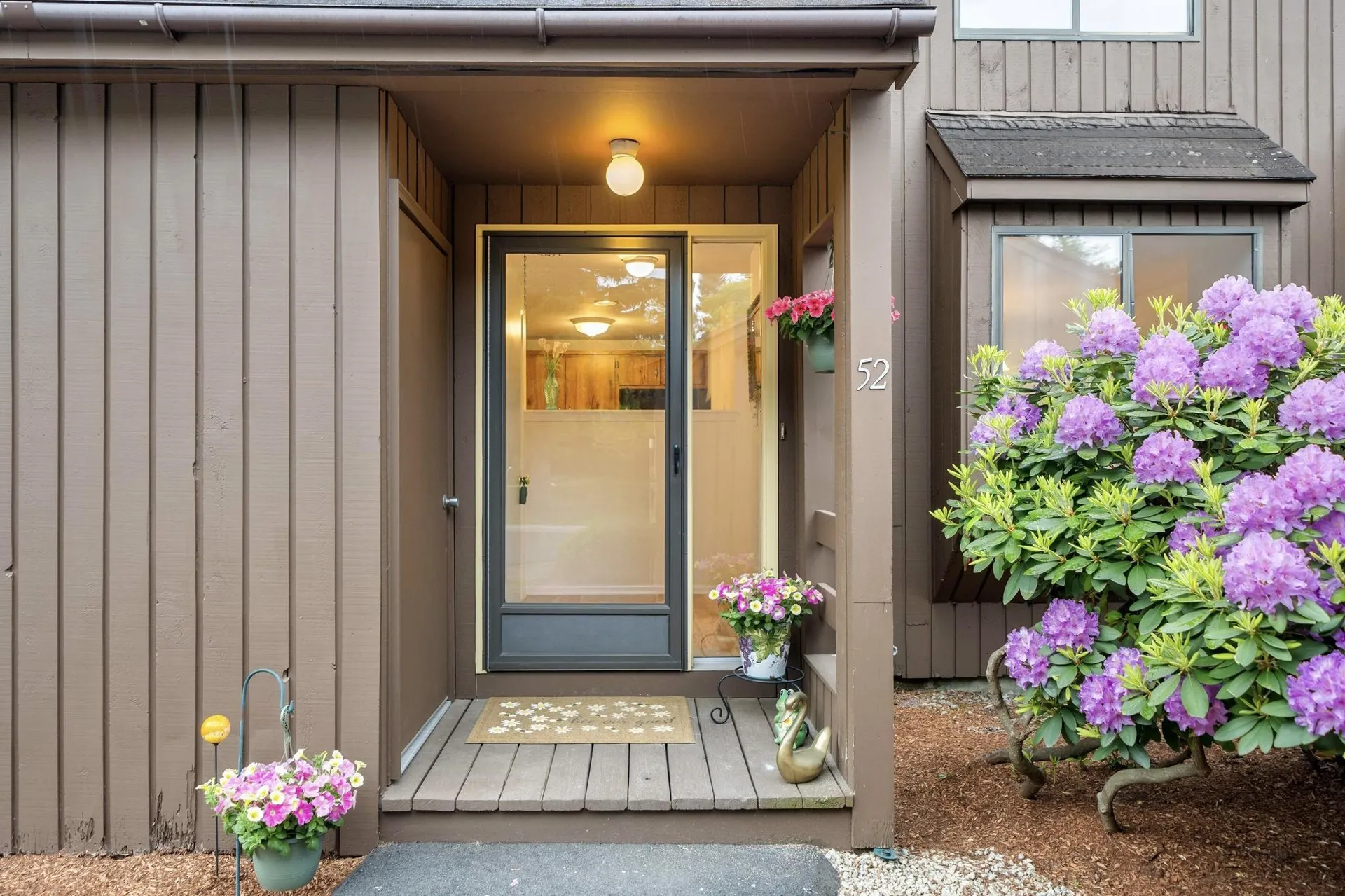 52 Spring Cove Road Nashua NH 03062