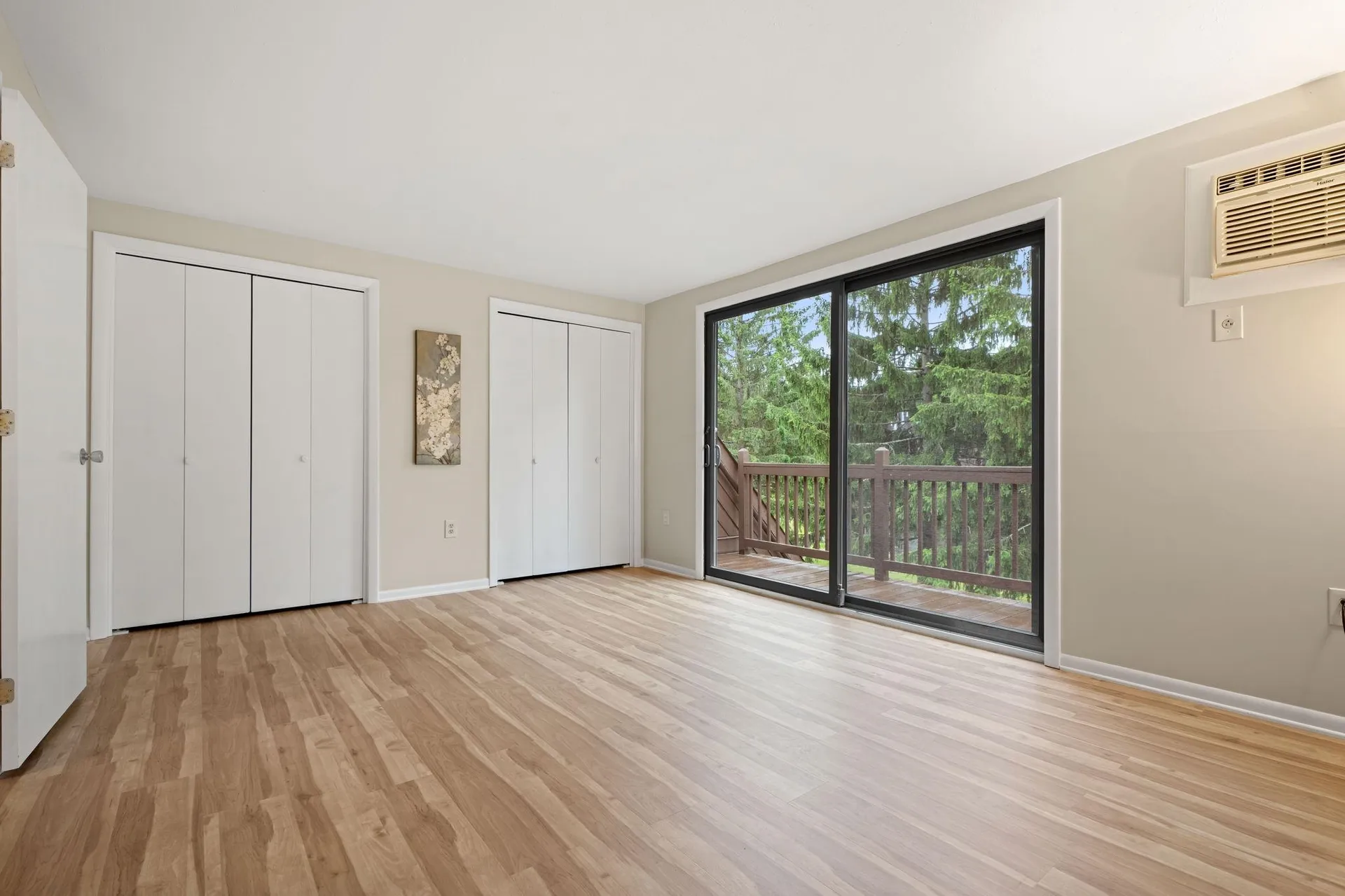 52 Spring Cove Road Nashua NH 03062