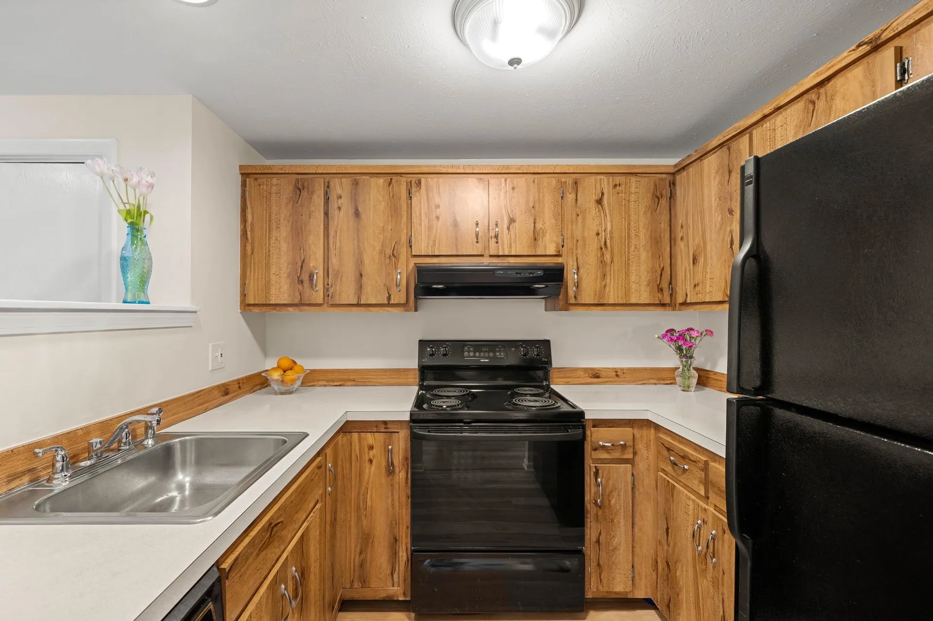 52 Spring Cove Road Nashua NH 03062