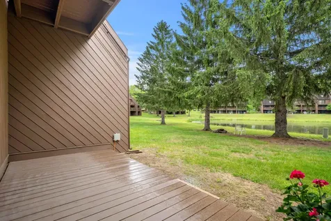 52 Spring Cove Road Nashua NH 03062