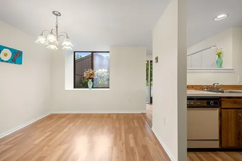 52 Spring Cove Road Nashua NH 03062