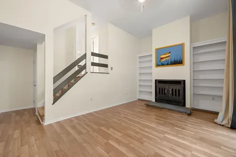 52 Spring Cove Road Nashua NH 03062