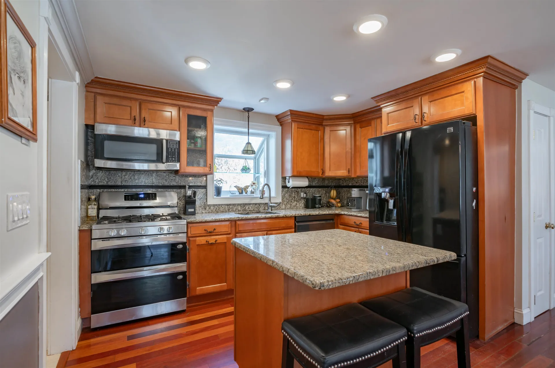 8 Ferncroft Drive Nashua NH 03063