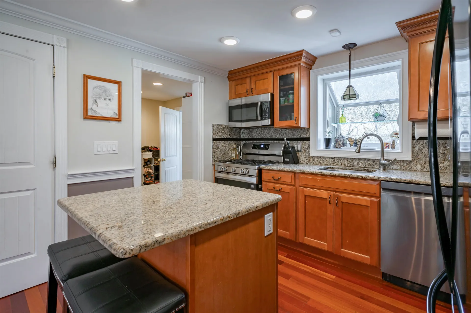 8 Ferncroft Drive Nashua NH 03063